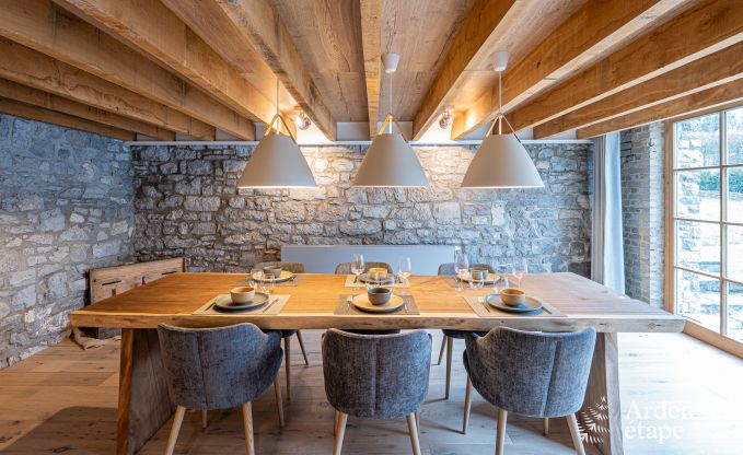 Charmantes Ferienhaus mit Kicker, Billard, Kamin und privatem Garten in Rochefort: geeignet f�r 6 Personen