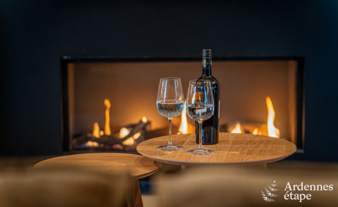 Charmantes Ferienhaus mit Kicker, Billard, Kamin und privatem Garten in Rochefort: geeignet f�r 6 Personen