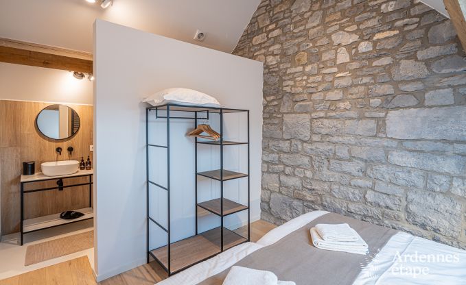 Charmantes Ferienhaus mit Kicker, Billard, Kamin und privatem Garten in Rochefort: geeignet f�r 6 Personen