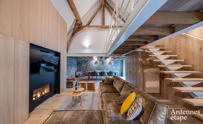 Charmantes Ferienhaus mit Kicker, Billard, Kamin und privatem Garten in Rochefort: geeignet f�r 6 Personen