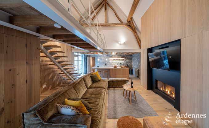 Charmantes Ferienhaus mit Kicker, Billard, Kamin und privatem Garten in Rochefort: geeignet f�r 6 Personen