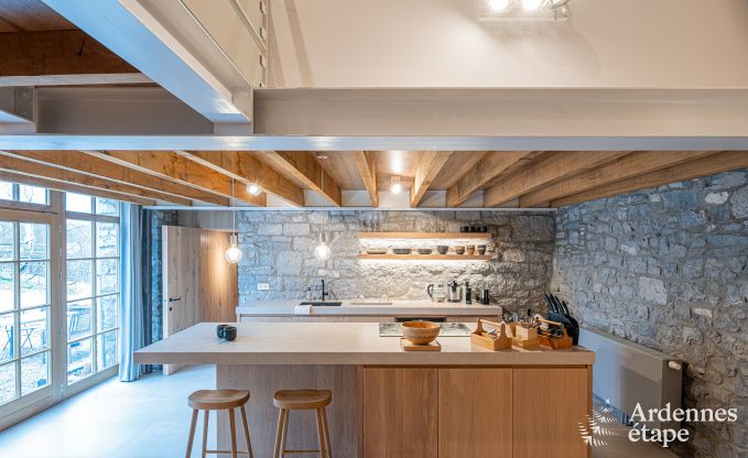 Charmantes Ferienhaus mit Kicker, Billard, Kamin und privatem Garten in Rochefort: geeignet f�r 6 Personen