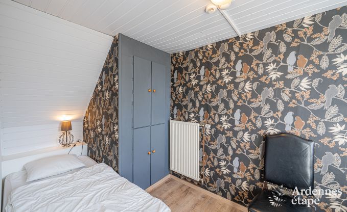 Groes Ferienhaus in Rochefort: komfortabler Aufenthalt fr 26 Personen mit Sauna und privatem Garten in den Ardennen