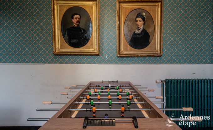 Groes Ferienhaus in Rochefort: komfortabler Aufenthalt fr 26 Personen mit Sauna und privatem Garten in den Ardennen