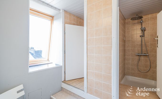 Groes Ferienhaus in Rochefort: komfortabler Aufenthalt fr 26 Personen mit Sauna und privatem Garten in den Ardennen