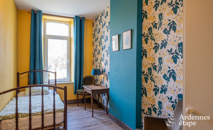 Groes Ferienhaus in Rochefort: komfortabler Aufenthalt fr 26 Personen mit Sauna und privatem Garten in den Ardennen