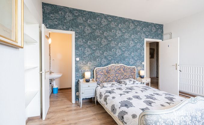 Groes Ferienhaus in Rochefort: komfortabler Aufenthalt fr 26 Personen mit Sauna und privatem Garten in den Ardennen