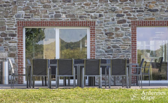 Ger�umiges Ferienhaus in Rochefort in den Ardennen f�r 24 Personen mit Sauna, Spielzimmer und privatem Garten