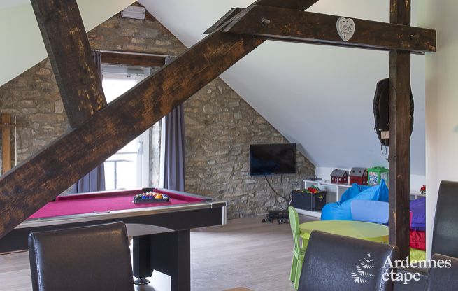 Ger�umiges Ferienhaus in Rochefort in den Ardennen f�r 24 Personen mit Sauna, Spielzimmer und privatem Garten