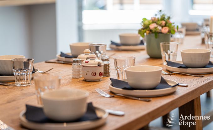 Groes Ferienhaus in Rochefort fr 25 Personen mit 11 Schlafzimmern, 11 Badezimmern, Sauna und Bar