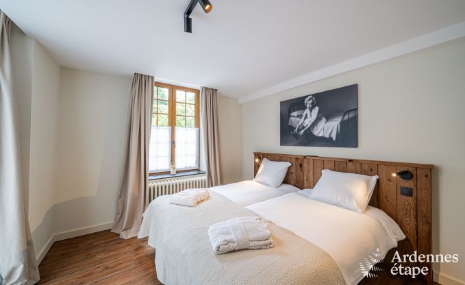 Groes Ferienhaus in Rochefort fr 25 Personen mit 11 Schlafzimmern, 11 Badezimmern, Sauna und Bar