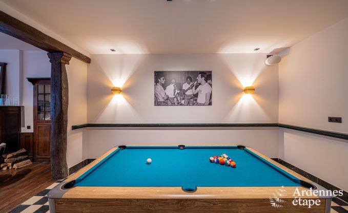 Groes Ferienhaus in Rochefort fr 25 Personen mit 11 Schlafzimmern, 11 Badezimmern, Sauna und Bar