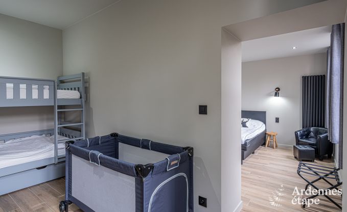 Hochwertig Ferienhaus f�r 32 Personen in Rochefort mit private Badezimmer und Naturpool
