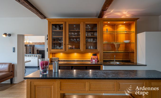 Hochwertig Ferienhaus f�r 32 Personen in Rochefort mit private Badezimmer und Naturpool