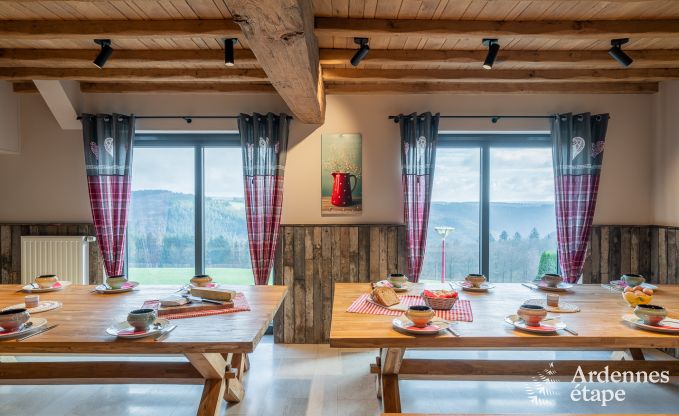 Gerumiges und komfortables Ferienhaus fr 16 Personen in Rochehaut, Ardennen.