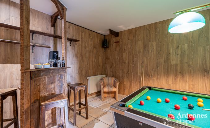 Gerumiges und komfortables Ferienhaus fr 16 Personen in Rochehaut, Ardennen.