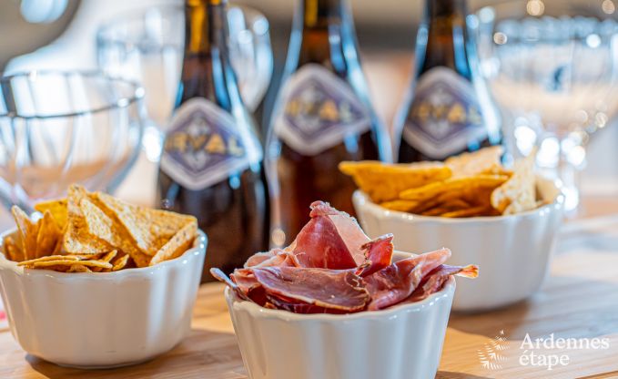 Gerumiges und komfortables Ferienhaus fr 16 Personen in Rochehaut, Ardennen.