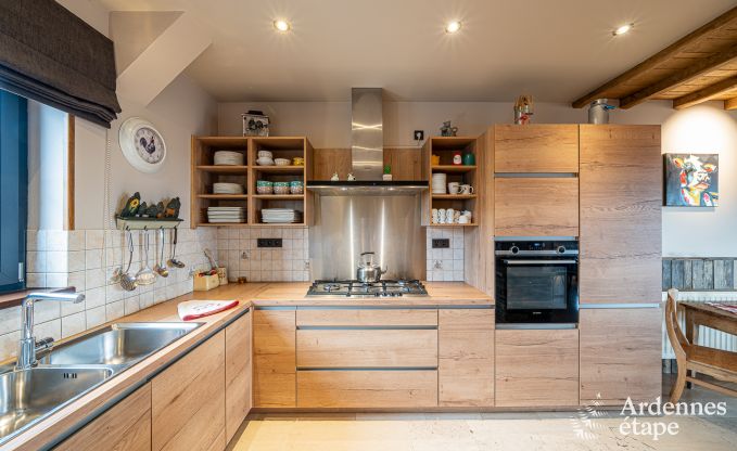 Gerumiges und komfortables Ferienhaus fr 16 Personen in Rochehaut, Ardennen.