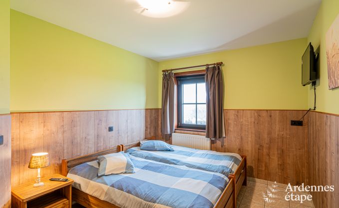 Gerumiges und komfortables Ferienhaus fr 16 Personen in Rochehaut, Ardennen.