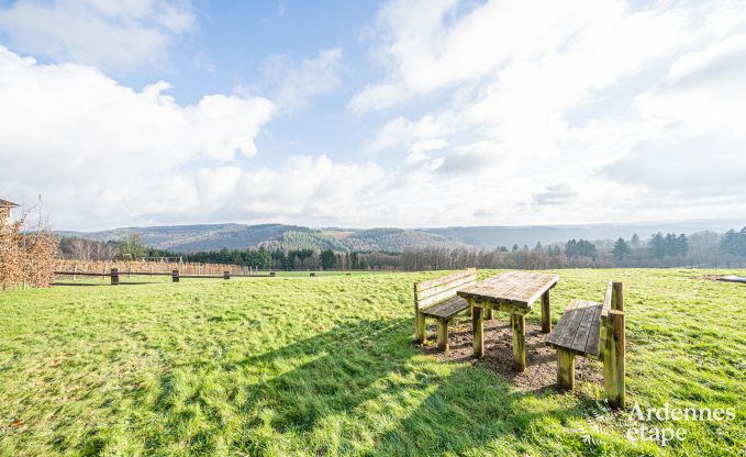 Gerumiges und komfortables Ferienhaus fr 16 Personen in Rochehaut, Ardennen.