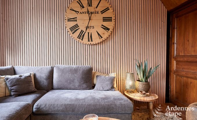 Gem�tliches Ferienhaus in Rochehaut f�r 6-7 Personen mit Jacuzzi, privatem Garten und in der N�he von Wanderwegen