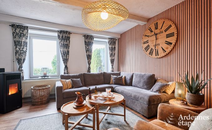 Gem�tliches Ferienhaus in Rochehaut f�r 6-7 Personen mit Jacuzzi, privatem Garten und in der N�he von Wanderwegen