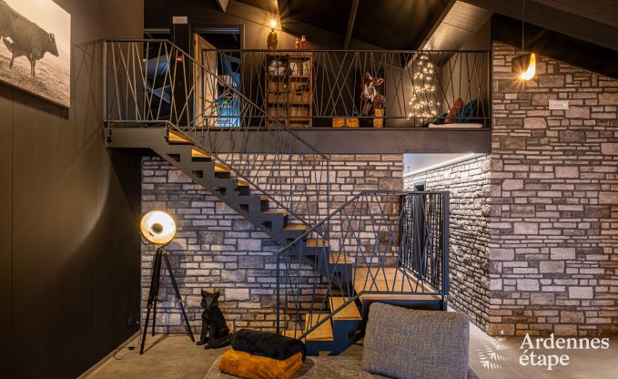 Moderne Villa in Rochehaut: Ger�umige Unterkunft f�r 12 Personen mit privatem Garten und Whirlpool