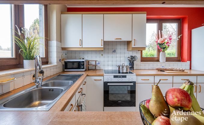 Gemtliches Ferienhaus in Rochehaut: ideal fr 9 Personen. Mit Spielzimmer und Fahrradabstellraum