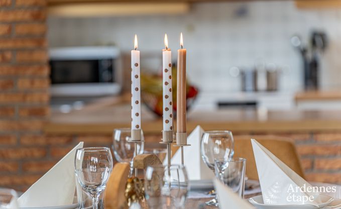 Gemtliches Ferienhaus in Rochehaut: ideal fr 9 Personen. Mit Spielzimmer und Fahrradabstellraum