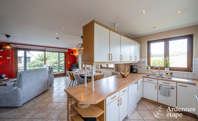 Gemtliches Ferienhaus in Rochehaut: ideal fr 9 Personen. Mit Spielzimmer und Fahrradabstellraum