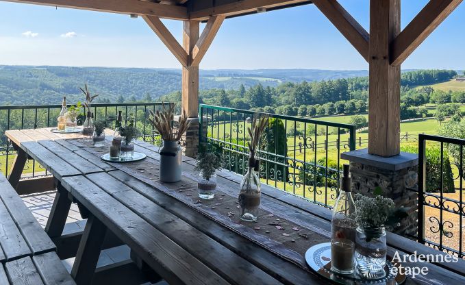 Gerumiges und komfortables Ferienhaus fr 16 Personen in Rochehaut, Ardennen.