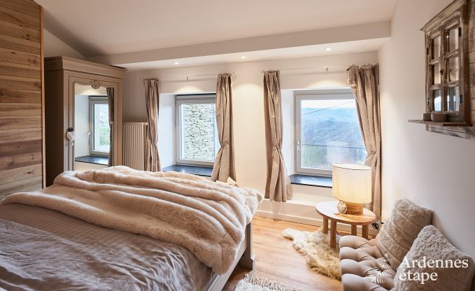 Gem�tliches Ferienhaus in Rochehaut f�r 6-7 Personen mit Jacuzzi, privatem Garten und in der N�he von Wanderwegen