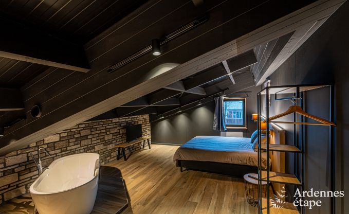 Luxus in Rochehaut: Ger�umige Unterkunft f�r 14 Personen mit Innen pool und Herrliche Aussicht