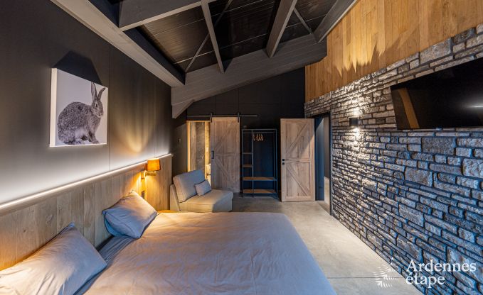 Luxus in Rochehaut: Ger�umige Unterkunft f�r 14 Personen mit Innen pool und Herrliche Aussicht