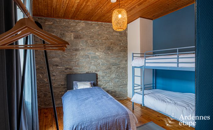 Hundefreundliches Ferienhaus mit Jacuzzi und Holzkohlegrill f�r 9 Personen in Saint-Hubert, Ardennen.