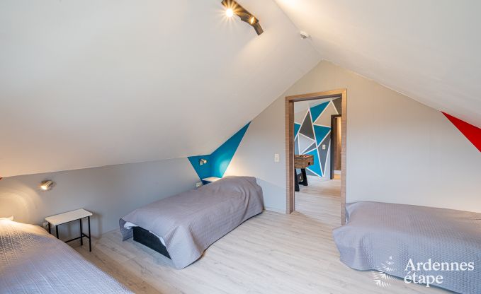 Ger�umiges und komfortables Ferienhaus in Saint-Hubert in den Ardennen f�r 12 Personen mit eigenem Garten und in der N�he von touristischen Aktivit�ten.