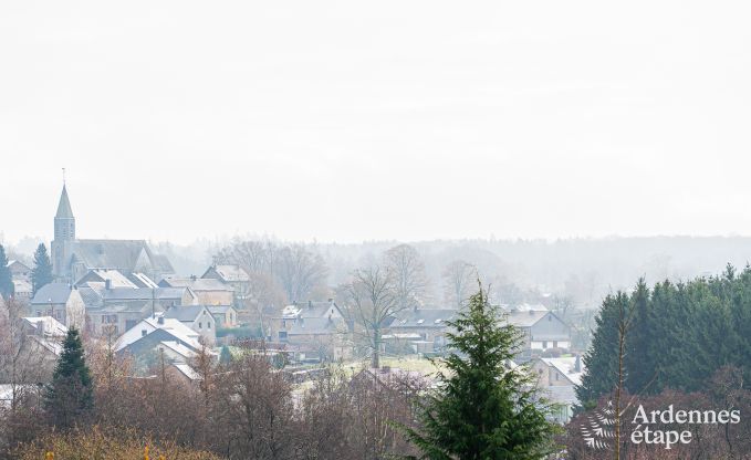 Ger�umiges und komfortables Ferienhaus in Saint-Hubert in den Ardennen f�r 12 Personen mit eigenem Garten und in der N�he von touristischen Aktivit�ten.