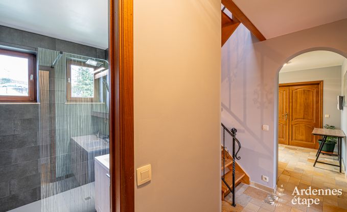 Ger�umiges und komfortables Ferienhaus in Saint-Hubert in den Ardennen f�r 12 Personen mit eigenem Garten und in der N�he von touristischen Aktivit�ten.