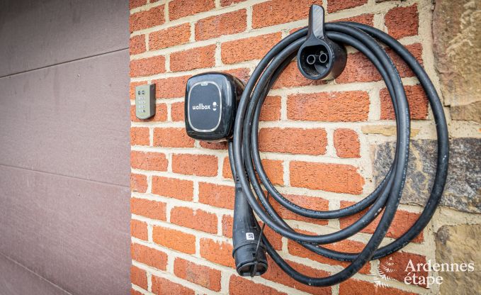 Ger�umiges und komfortables Ferienhaus in Saint-Hubert in den Ardennen f�r 12 Personen mit eigenem Garten und in der N�he von touristischen Aktivit�ten.