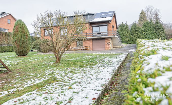 Ger�umiges und komfortables Ferienhaus in Saint-Hubert in den Ardennen f�r 12 Personen mit eigenem Garten und in der N�he von touristischen Aktivit�ten.