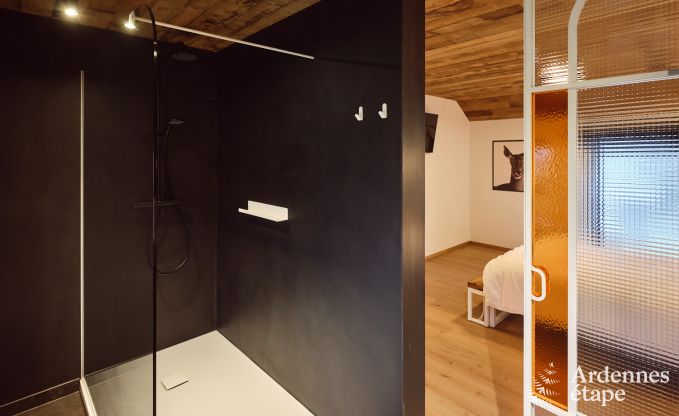 Ferienhaus in Saint-Hubert: komfortable Unterkunft fr 6 Personen mit Sauna, Spielzimmer und privatem Garten in den Ardennen