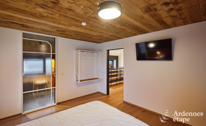 Ferienhaus in Saint-Hubert: komfortable Unterkunft fr 6 Personen mit Sauna, Spielzimmer und privatem Garten in den Ardennen