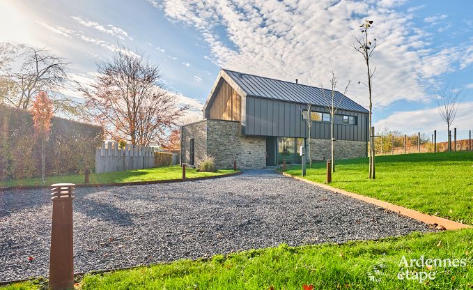 Ferienhaus in Saint-Hubert: komfortable Unterkunft fr 6 Personen mit Sauna, Spielzimmer und privatem Garten in den Ardennen