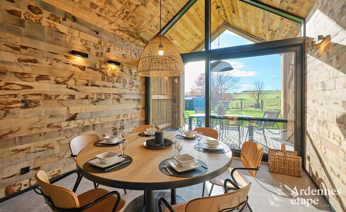 Ferienhaus in Saint-Hubert: komfortable Unterkunft fr 6 Personen mit Sauna, Spielzimmer und privatem Garten in den Ardennen