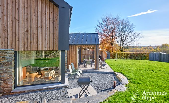 Ferienhaus in Saint-Hubert: komfortable Unterkunft fr 6 Personen mit Sauna, Spielzimmer und privatem Garten in den Ardennen