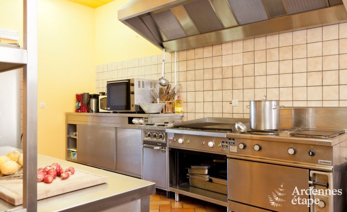 Ferienhaus Saint-Hubert 24/30 Pers. Ardennen Wellness Behinderten gerecht