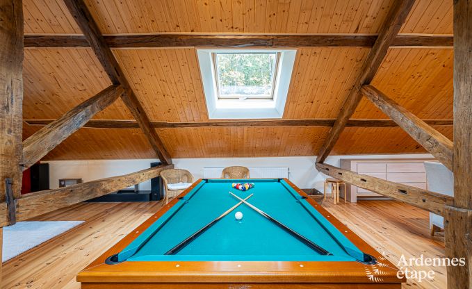 Hundefreundliches Ferienhaus mit Jacuzzi und Holzkohlegrill fr 9 Personen in Saint-Hubert, Ardennen.