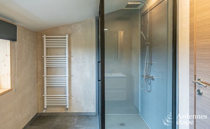 Ger�umiges und komfortables Ferienhaus in Saint-Hubert in den Ardennen f�r 12 Personen mit eigenem Garten und in der N�he von touristischen Aktivit�ten.