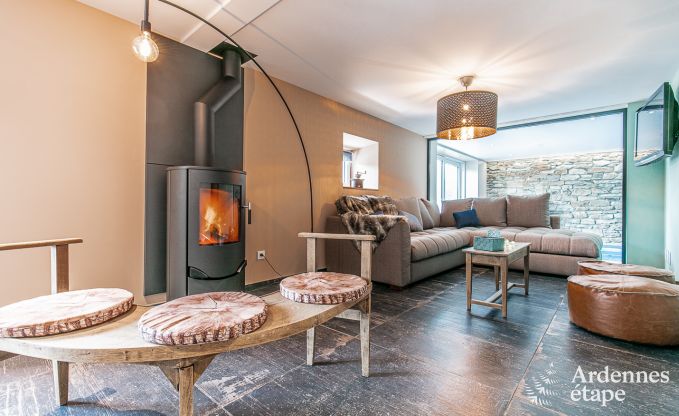 Luxusaufenthalt in den Ardennen: Hochwertige Villa in Sankt Hubertus f�r 6 Personen mit Pool und Natur in der N�he