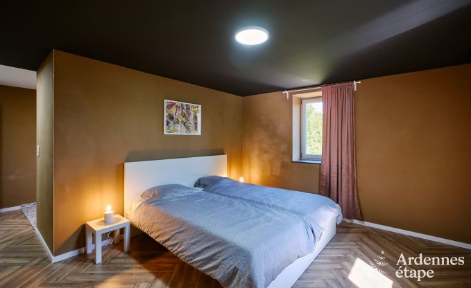 Gerumiges Ferienhaus Saint-Vith fr 23 Personen mit 6 Schlafzimmern, Sauna und groem Garten